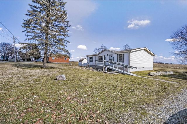 674 Bernard Road, New Vienna, OH 45159