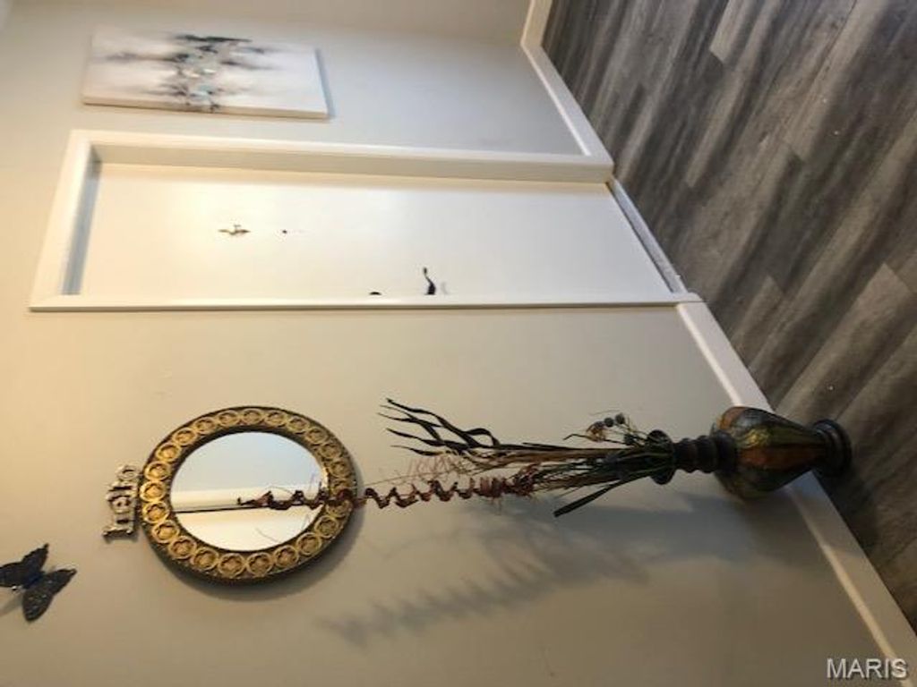 630 Candleberry Court D, Kirkwood, MO 63122