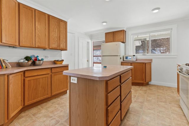 9 Kelsea Avenue, Center Harbor, NH 03226