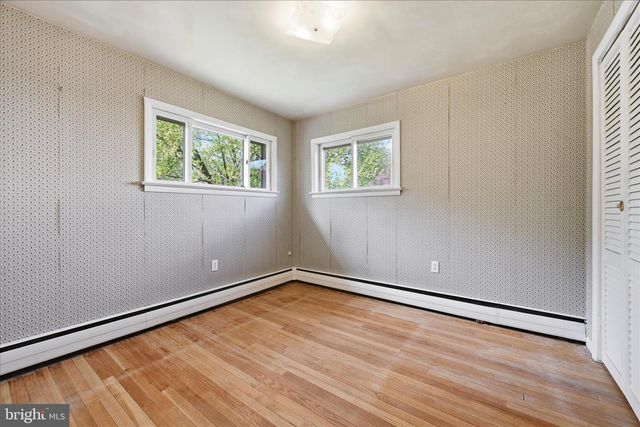 904 CRESTVIEW AVE, Reading, PA 19607