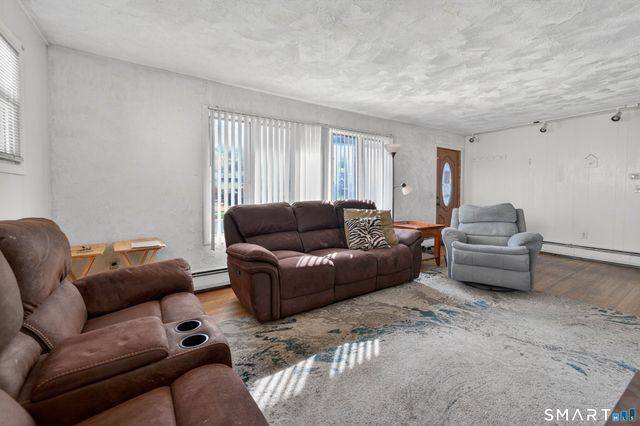 30 Grafton Road, Hamden, CT 06517