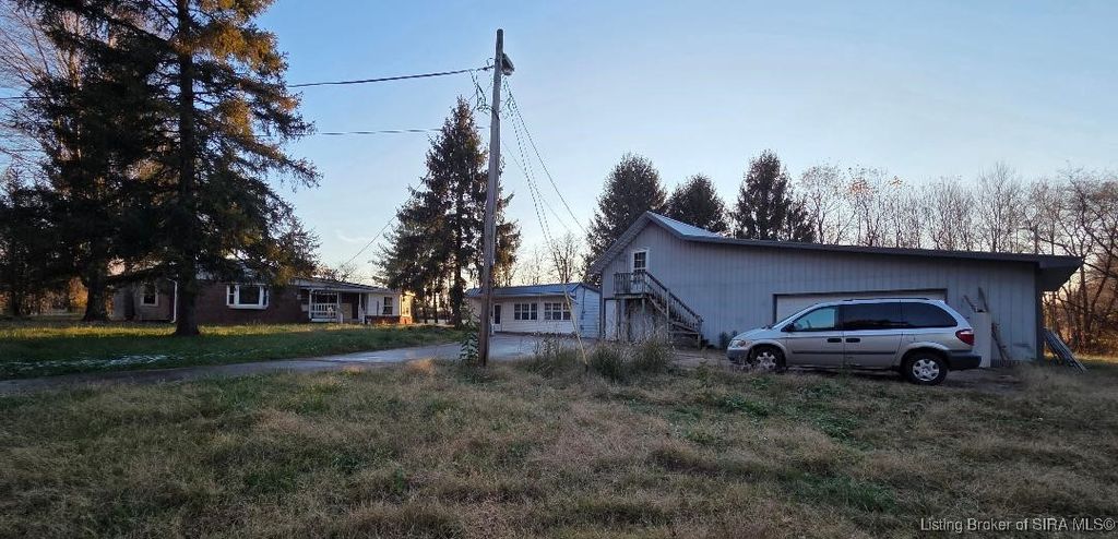 3095 N Coffee Pot Road, Austin, IN 47102