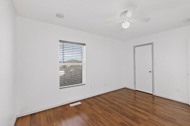 6114 Bisbee Place NW, Albuquerque, NM 87114