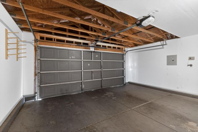 6114 Bisbee Place NW, Albuquerque, NM 87114