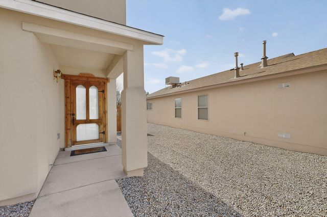 6114 Bisbee Place NW, Albuquerque, NM 87114
