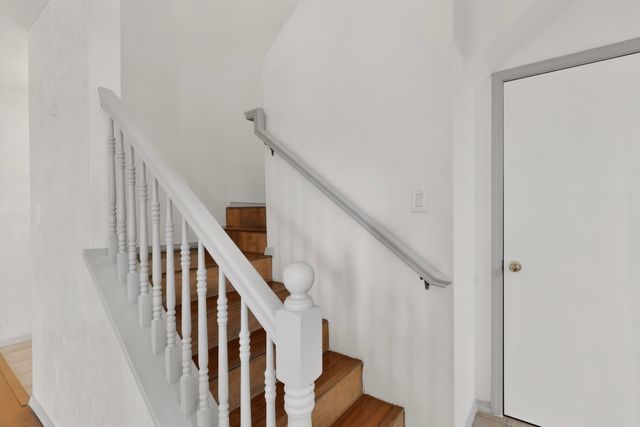 6114 Bisbee Place NW, Albuquerque, NM 87114