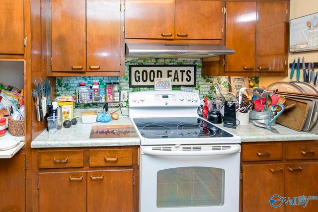 608 Clearview Street, Decatur, AL 35601