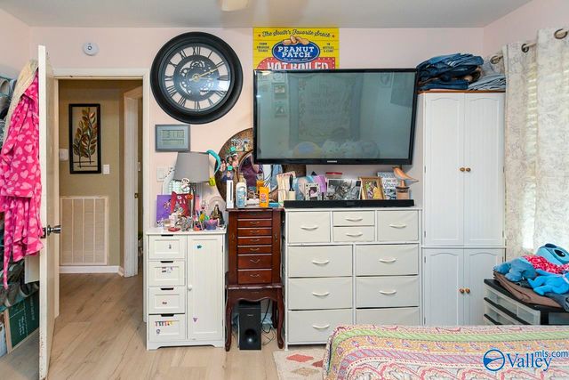 608 Clearview Street, Decatur, AL 35601