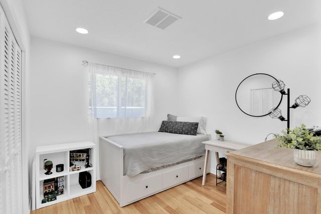 798 E Boca Raton Road, Boca Raton, FL 33432