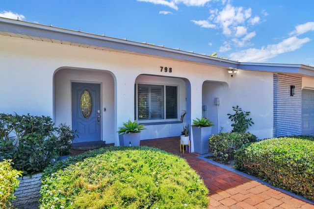 798 E Boca Raton Road, Boca Raton, FL 33432