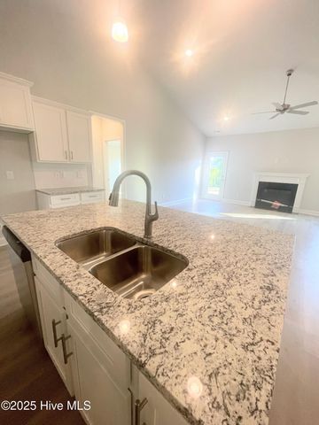 2012 Medina Spirit Street, New Bern, NC 28562