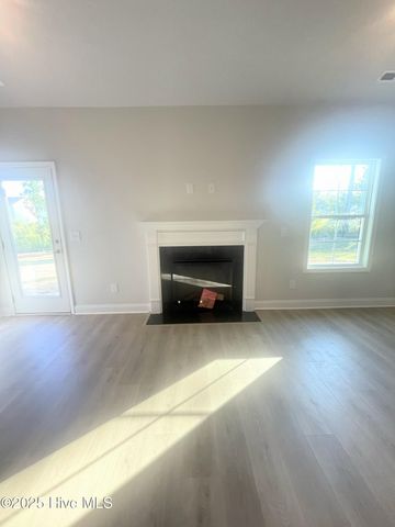 2012 Medina Spirit Street, New Bern, NC 28562