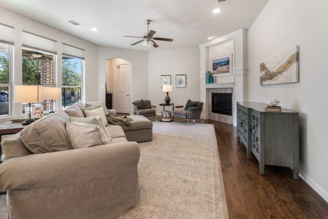 1201 Ivy Charm Way, Arlington, TX 76005