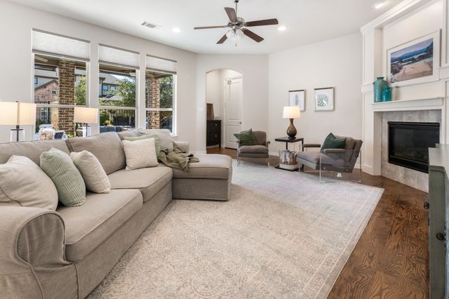1201 Ivy Charm Way, Arlington, TX 76005