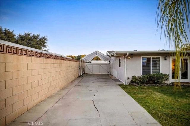 933 E Woodland, Glendora, CA 91741