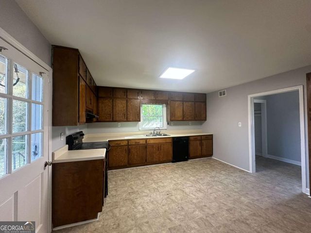 1809 Stratford Arms Drive, Morrow, GA 30260