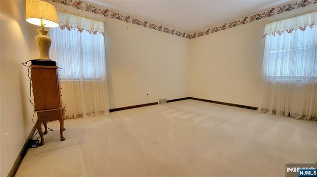 749 Ten Eyck Avenue, Lyndhurst, NJ 07071