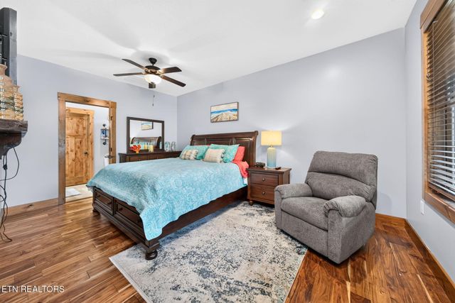 1452 Cook Rd, Crossville, TN 38555