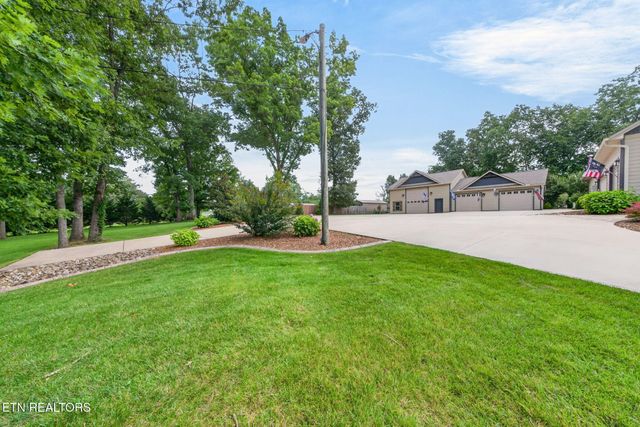 1452 Cook Rd, Crossville, TN 38555