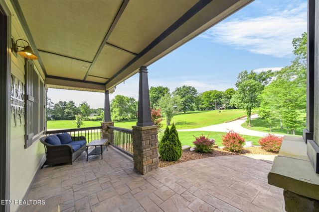 1452 Cook Rd, Crossville, TN 38555