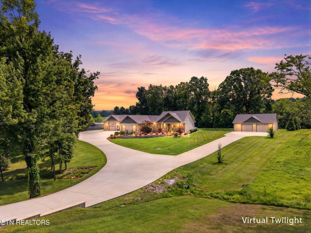1452 Cook Rd, Crossville, TN 38555