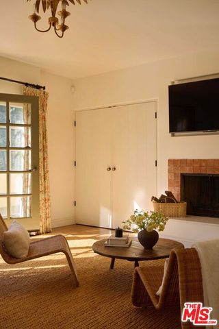 621 S Mccadden Place, Los Angeles, CA 90005