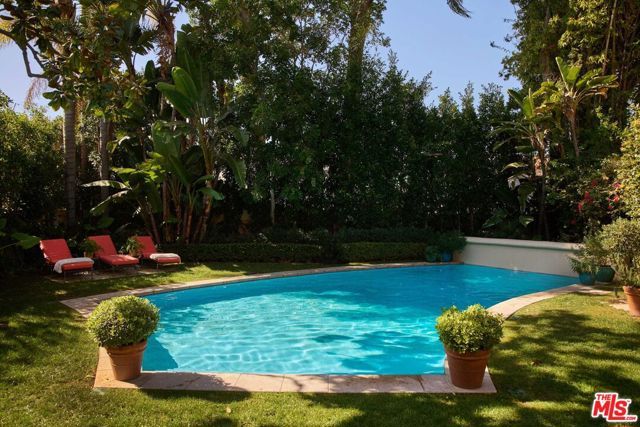 621 S Mccadden Place, Los Angeles, CA 90005
