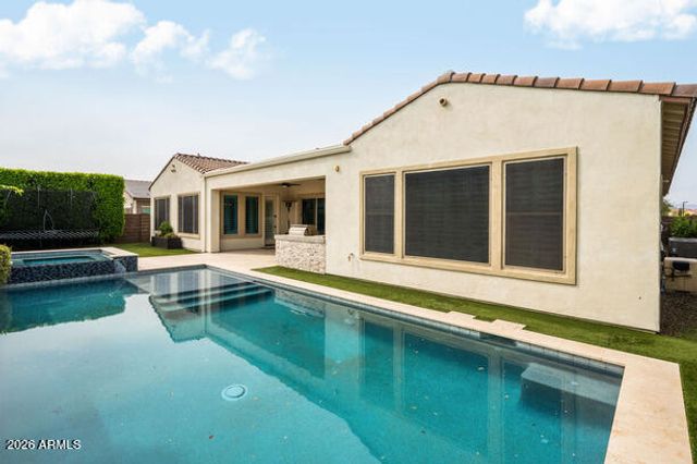 5537 E VIA CABALLO BLANCO --, Cave Creek, AZ 85331