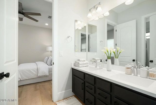 5537 E VIA CABALLO BLANCO --, Cave Creek, AZ 85331