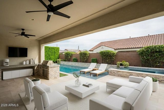 5537 E VIA CABALLO BLANCO --, Cave Creek, AZ 85331