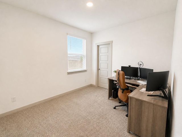 12566 Fleet River Rd, Houston, TX 77047