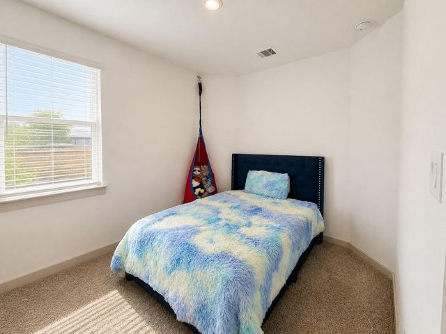12566 Fleet River Rd, Houston, TX 77047
