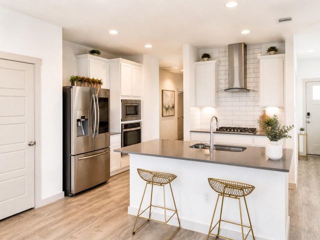 12566 Fleet River Rd, Houston, TX 77047