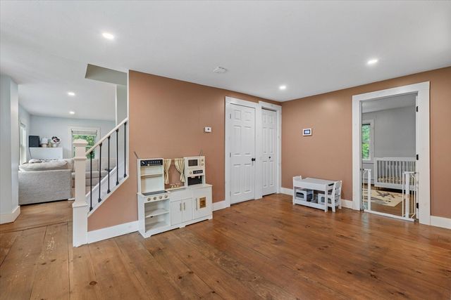 152 N Main St, Templeton, MA 01468
