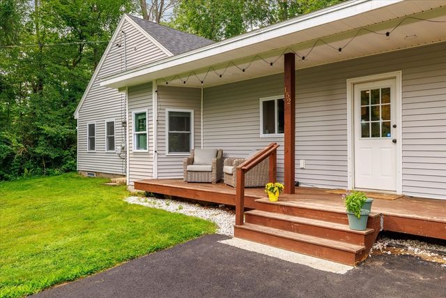 152 N Main St, Templeton, MA 01468