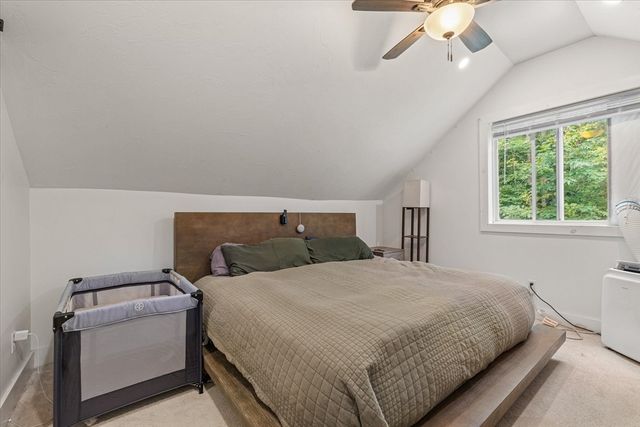 152 N Main St, Templeton, MA 01468
