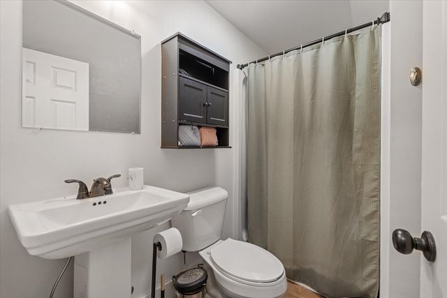 152 N Main St, Templeton, MA 01468
