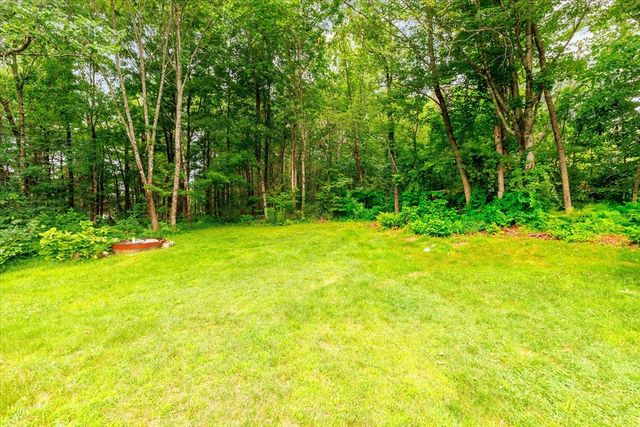 152 N Main St, Templeton, MA 01468