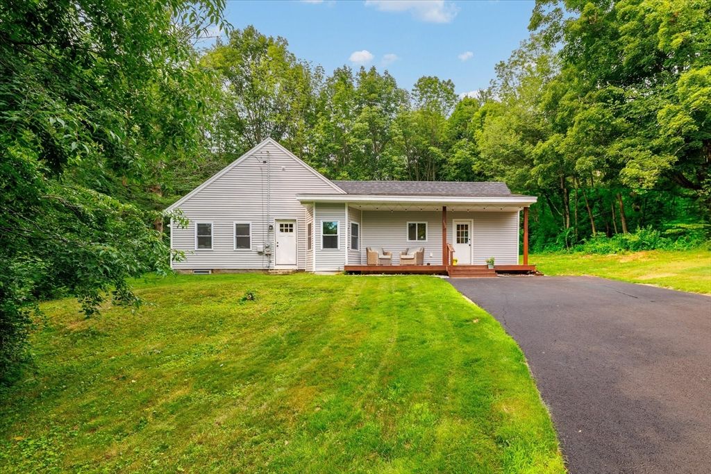 152 N Main St, Templeton, MA 01468
