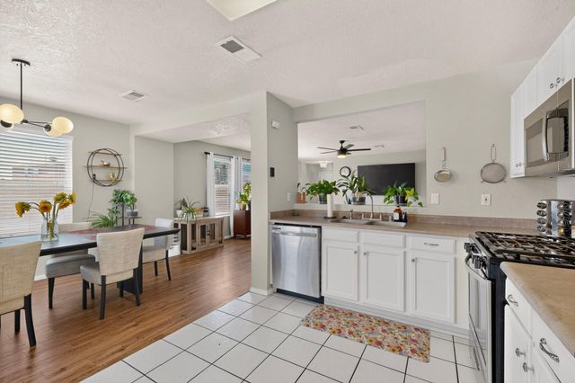 10700 Pinon Park Court NW, Albuquerque, NM 87114