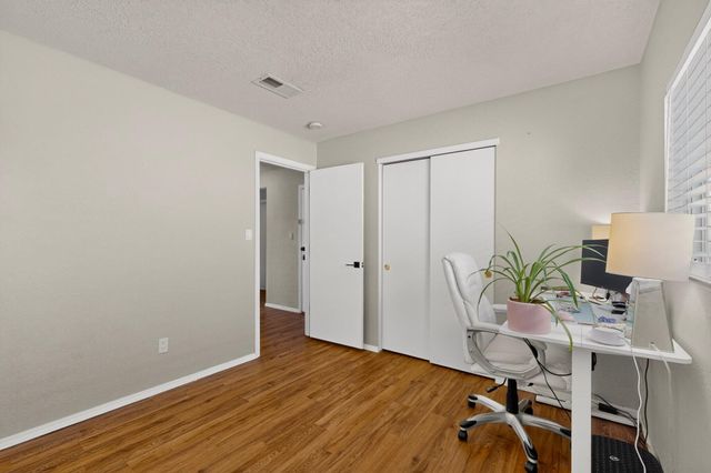 10700 Pinon Park Court NW, Albuquerque, NM 87114