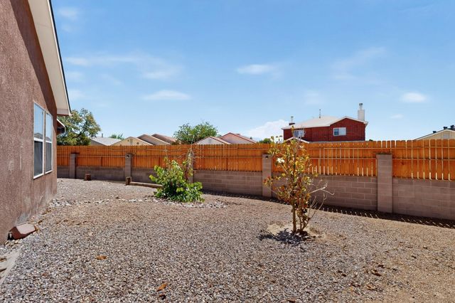 10700 Pinon Park Court NW, Albuquerque, NM 87114