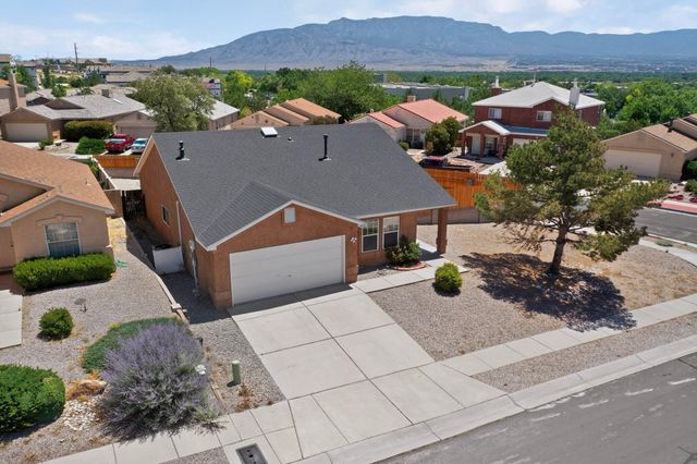 10700 Pinon Park Court NW, Albuquerque, NM 87114