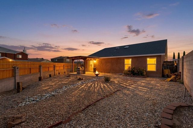 10700 Pinon Park Court NW, Albuquerque, NM 87114