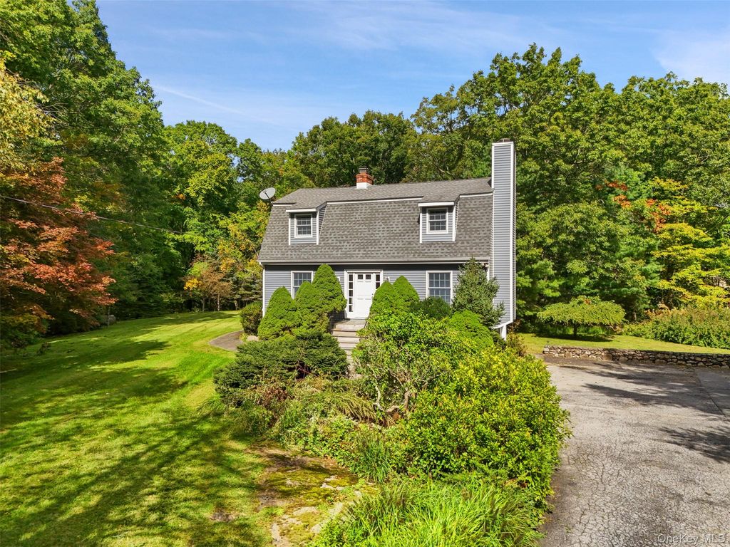 15 Benger Road, Pound Ridge, NY 10576 — exterior