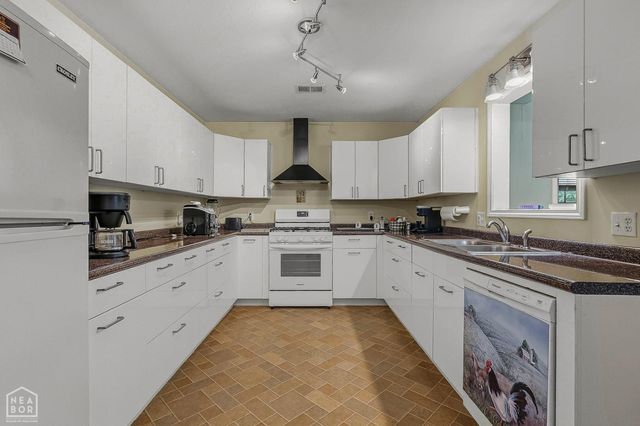 2102 Dana Marie Street, Paragould, AR 72450