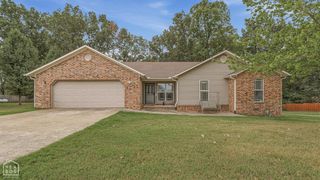 2102 Dana Marie Street, Paragould, AR 72450