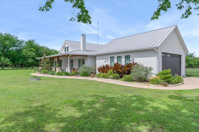 185 Vz County Road 3818, Wills Point, TX 75169