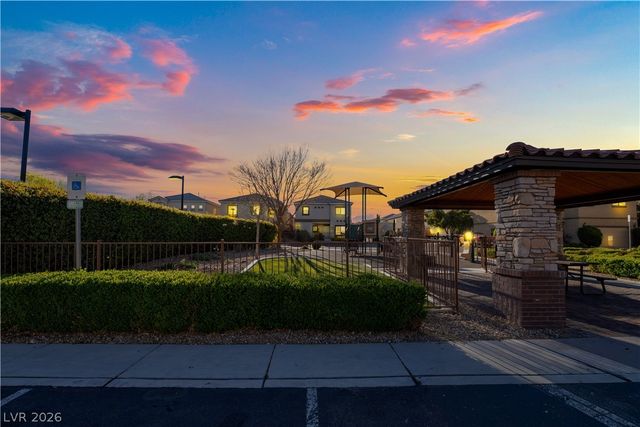 9526 Vega Carpio Avenue, Las Vegas, NV 89178