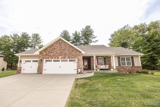 615 Wheatfield Road, O'fallon, IL 62269